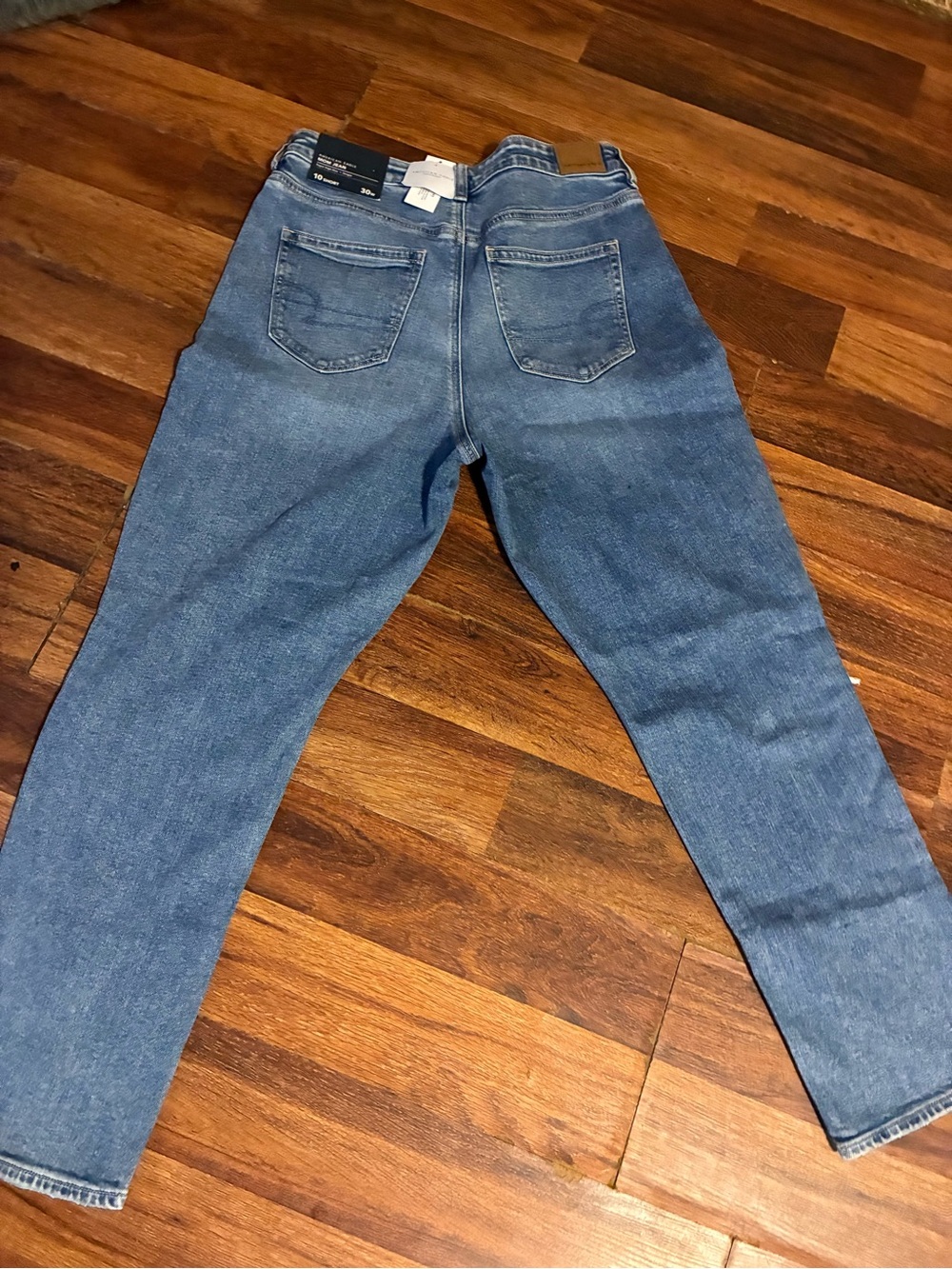 American Eagle Outfitters Relaxed Jeans in Medium Blue
